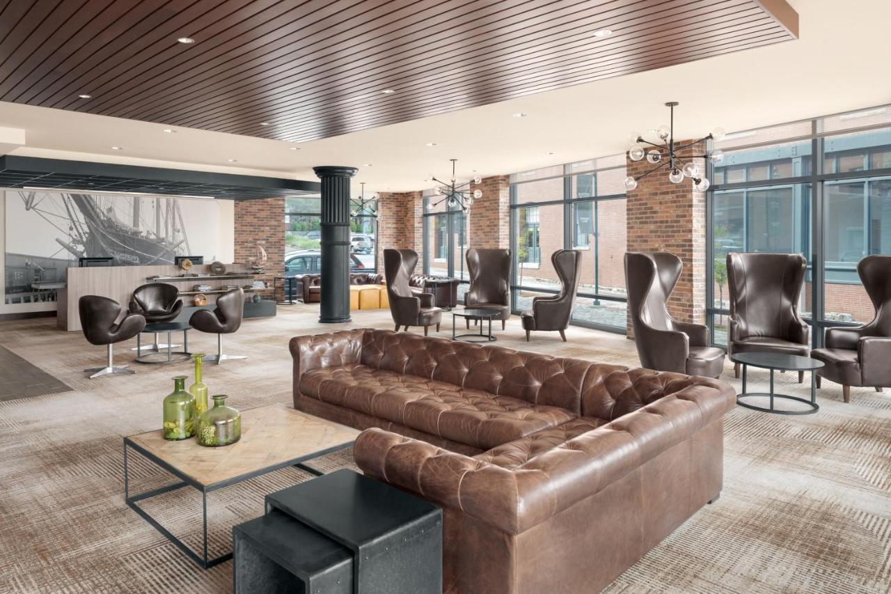 Hotel Courtyard By Marriott Portland Downtown/Waterfront Extérieur photo